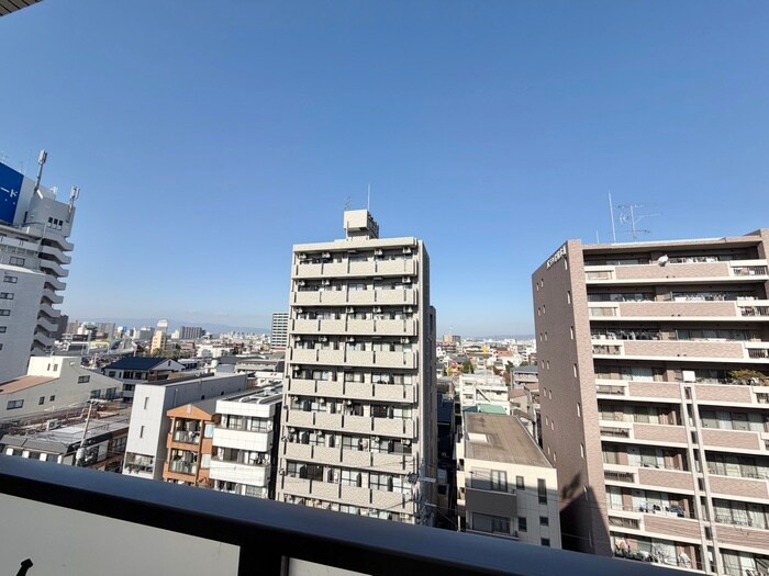 物件内観写真14　(室内からの展望)