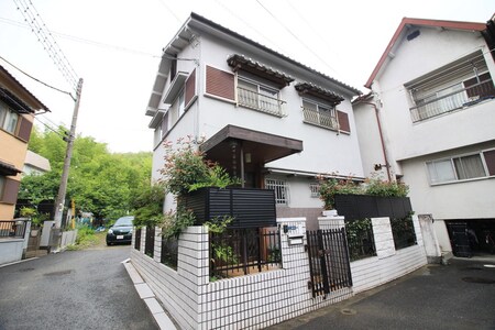 春日山口貸家B外観写真