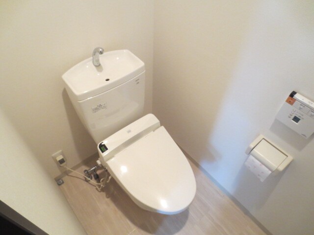 物件内観写真7　(トイレ)