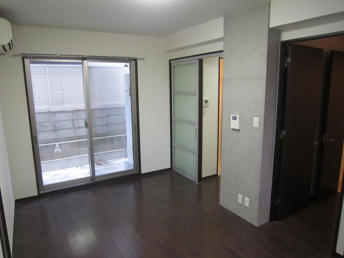 物件内観写真10　(居室)