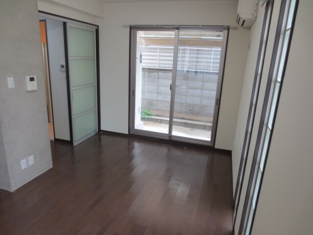 物件内観写真12　(居室)