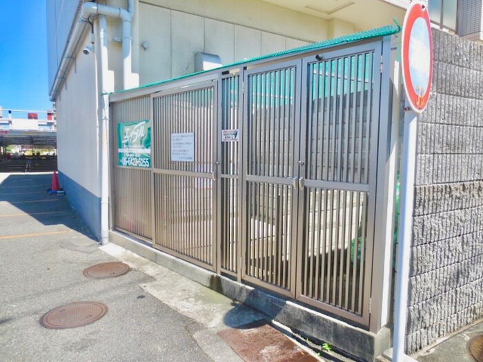 物件外観写真6　(建物設備)