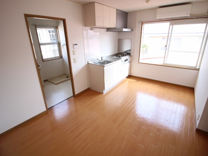 物件内観写真8　(内観写真)