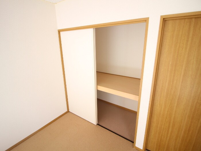 物件内観写真14　(収納)