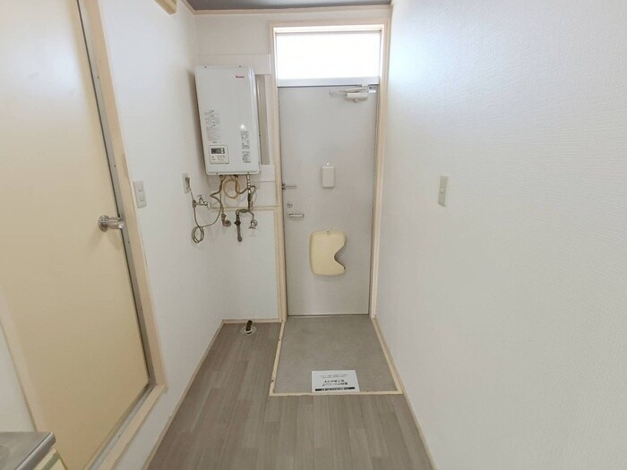 物件内観写真19　(玄関)