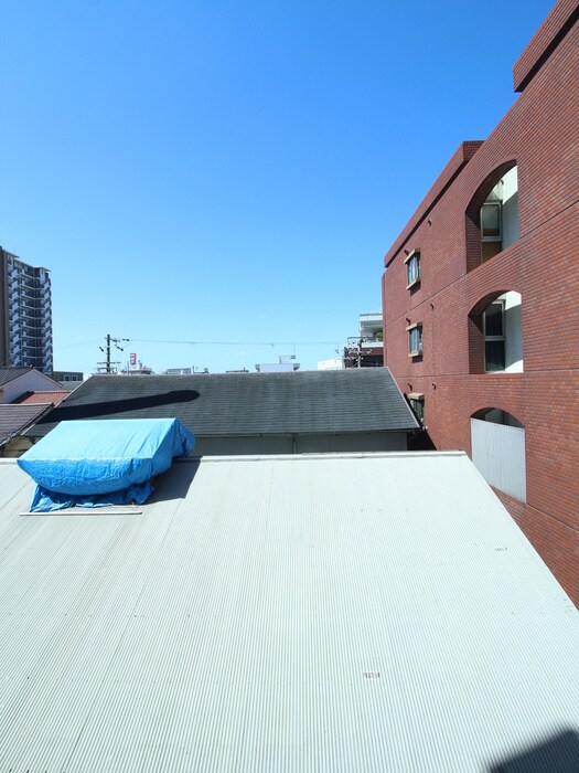 物件内観写真17　(室内からの展望)