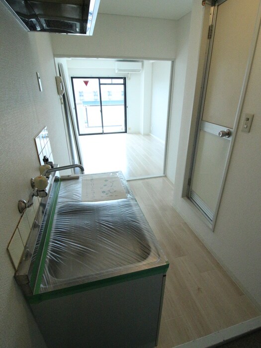 物件内観写真18　(廊下)