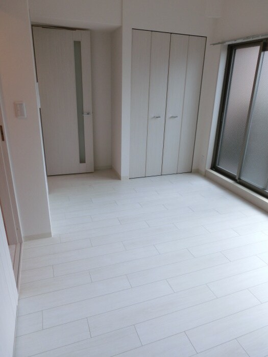 物件内観写真4　(居室)