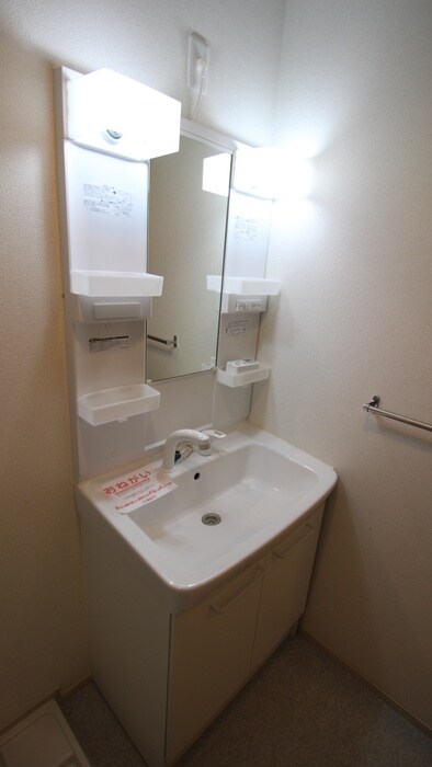 物件内観写真11　(洗面)