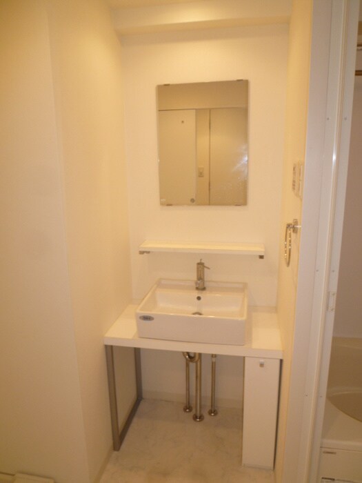 物件内観写真9　(洗面)