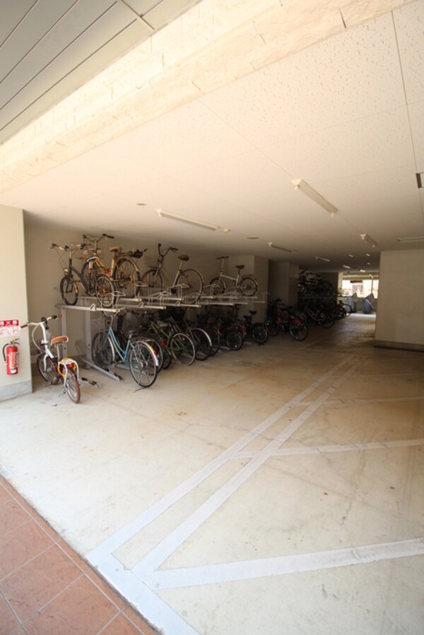 駐輪場