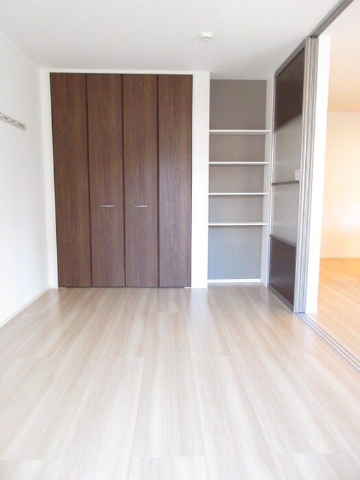 物件内観写真11　(居室)