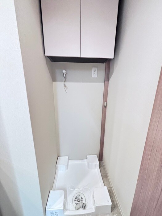 物件内観写真14　(洗濯機置場)