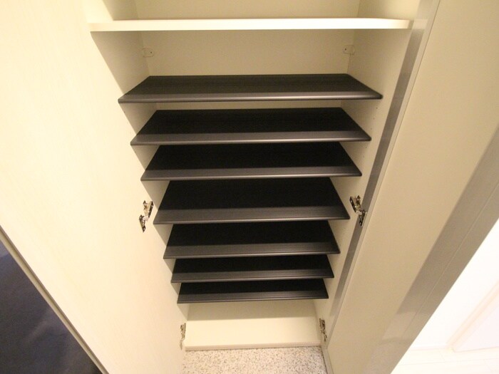 物件内観写真11　(靴箱)