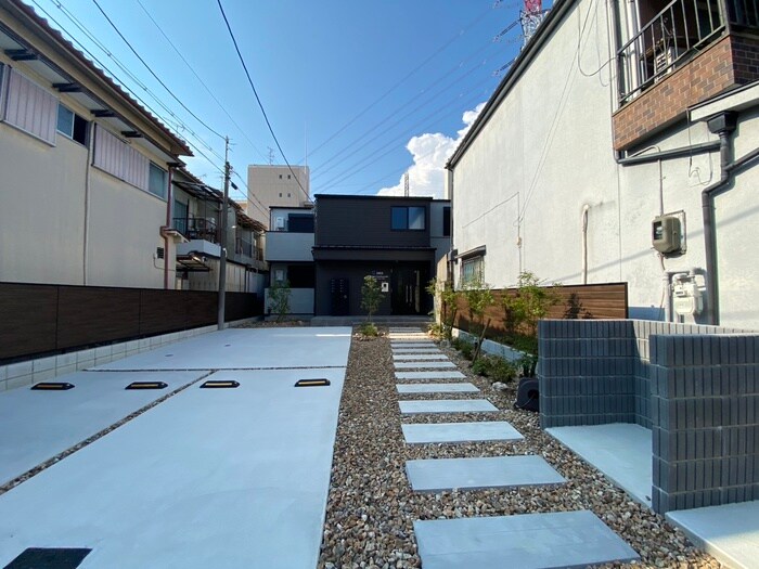 物件外観写真2　(外観写真)