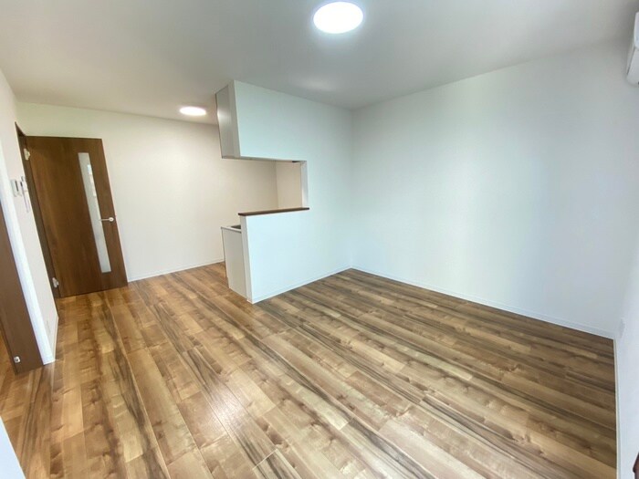 物件内観写真9　(居室)