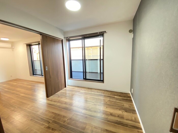 物件内観写真10　(居室)