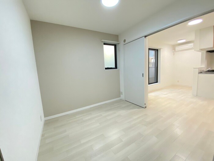 物件内観写真10　(居室)