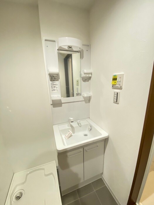 物件内観写真13　(洗面)