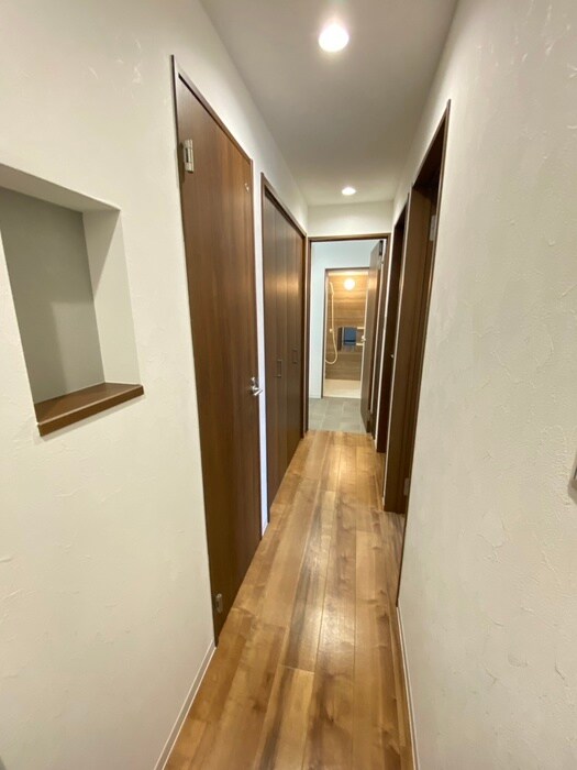 物件内観写真19　(廊下)