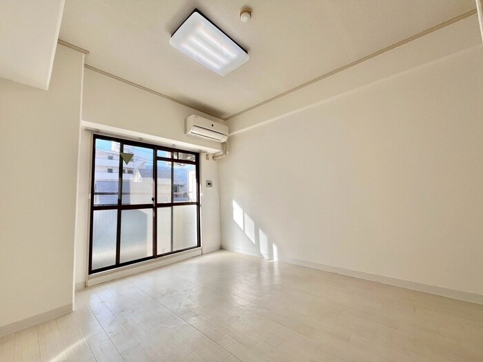 物件内観写真5　(居室)