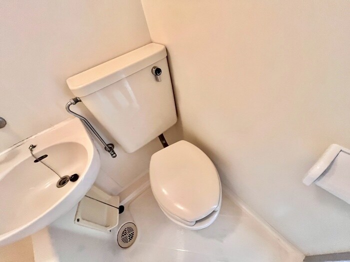 物件内観写真9　(トイレ)