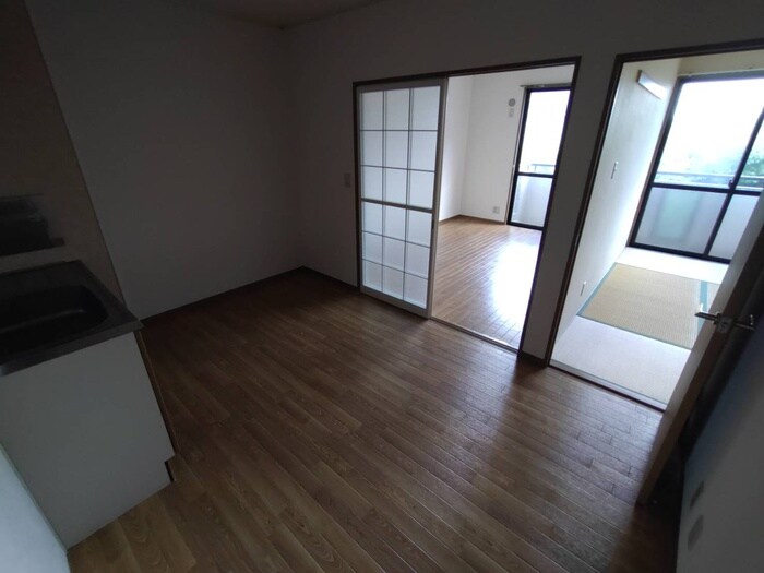 物件内観写真13　(居室)