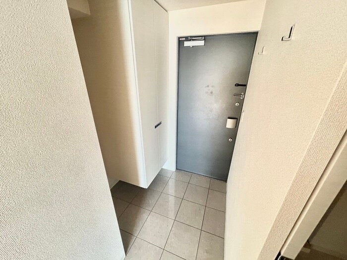 物件内観写真15　(玄関)
