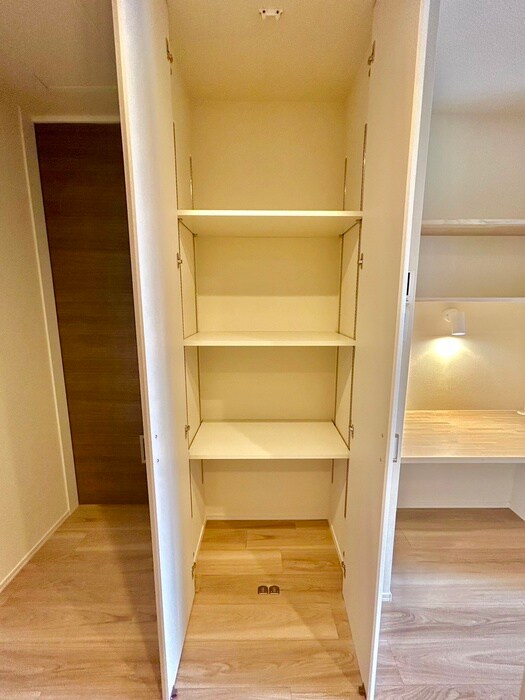 物件内観写真19　(収納)