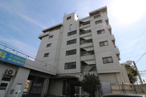 サニ－コ－ト外観写真