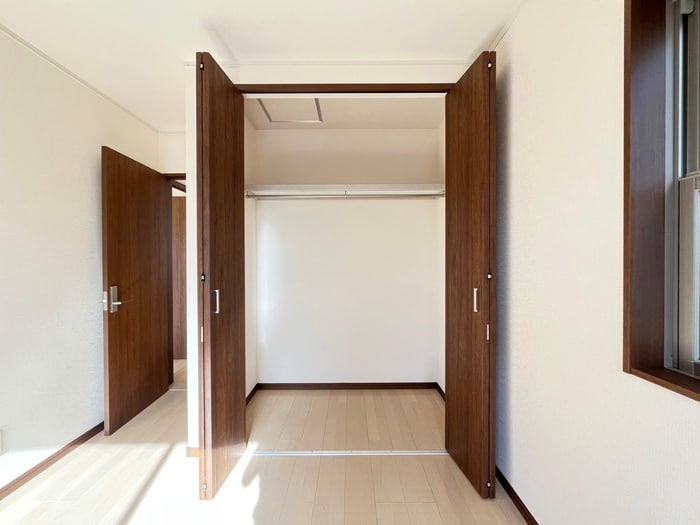 物件内観写真15　(収納)