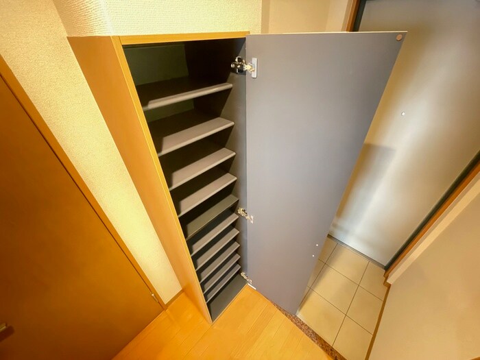 物件内観写真19　(靴箱)