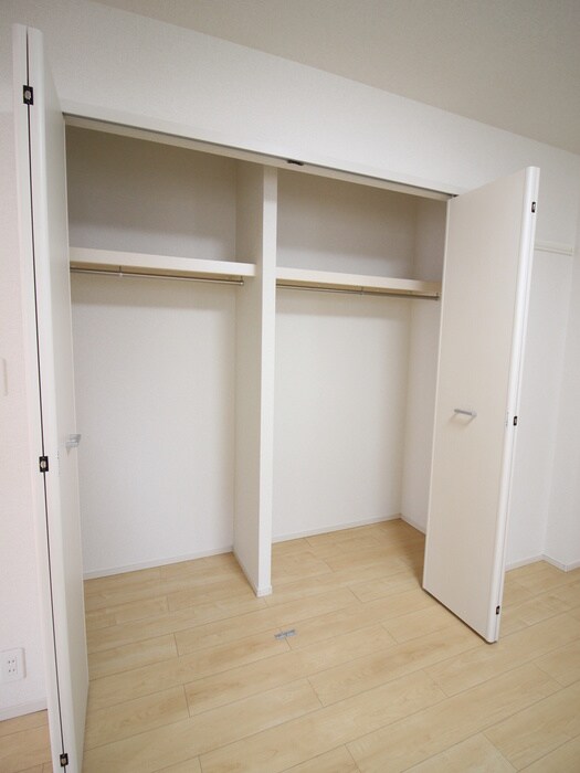 物件内観写真11　(収納)