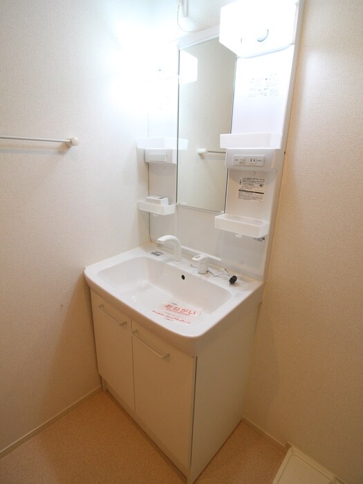 物件内観写真12　(洗面)