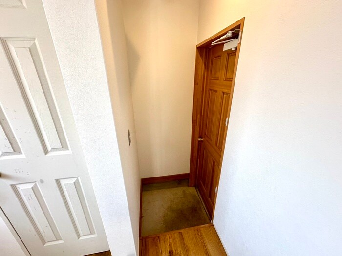 物件内観写真16　(玄関)