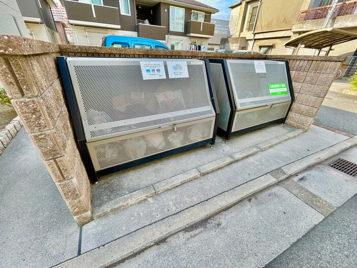 物件外観写真4　(建物設備)