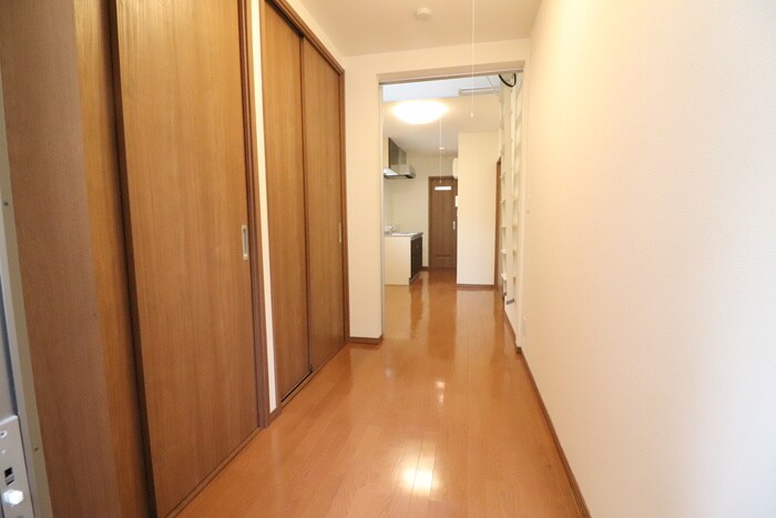 物件内観写真6　(収納)