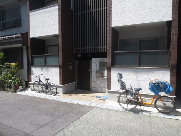 物件外観写真3　(外観写真)