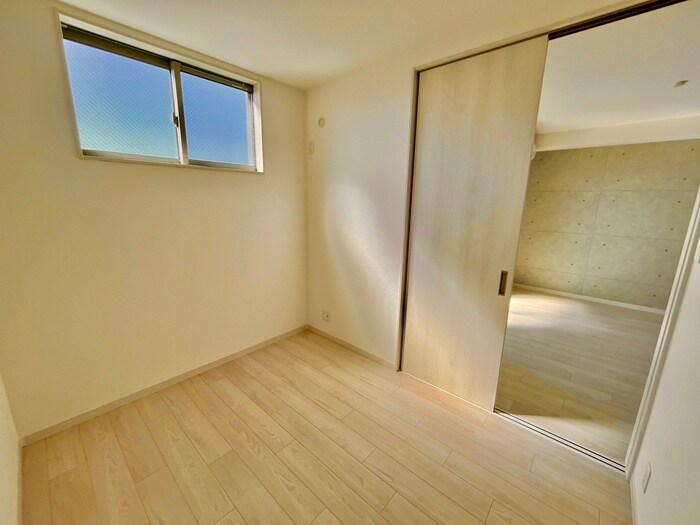 物件内観写真10　(居室)