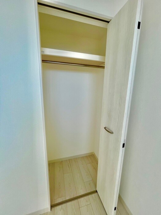 物件内観写真12　(収納)