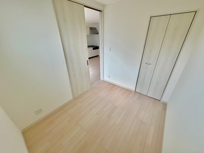 物件内観写真15　(居室)