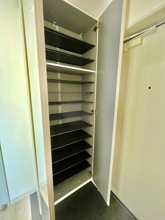 物件内観写真20　(靴箱)