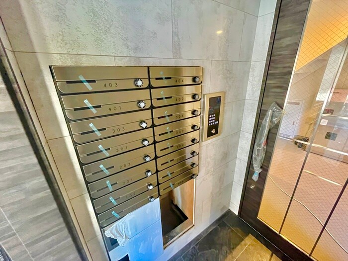 物件外観写真4　(建物設備)