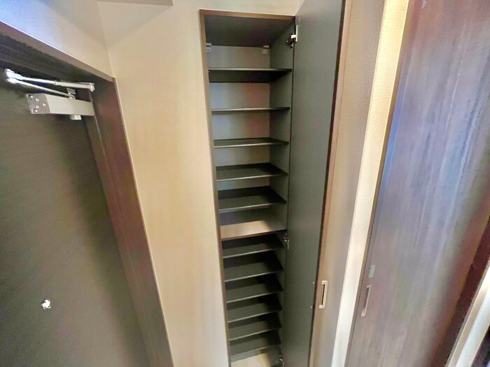 物件内観写真16　(靴箱)