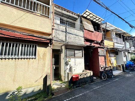 池浦町1丁目戸建て外観写真