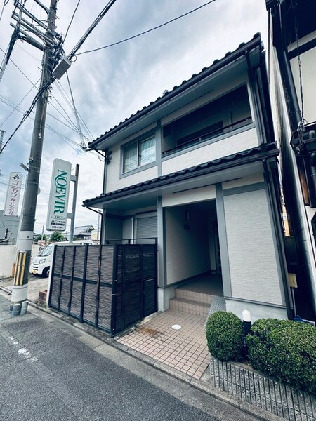 オ－ク六条外観写真