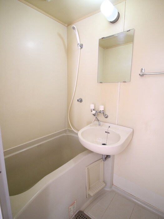 物件内観写真12　(バス／シャワールーム等)