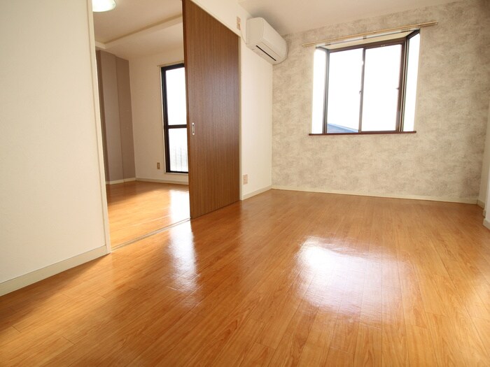 物件内観写真21　(居室)