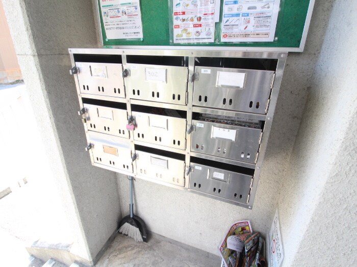 物件外観写真4　(建物設備)