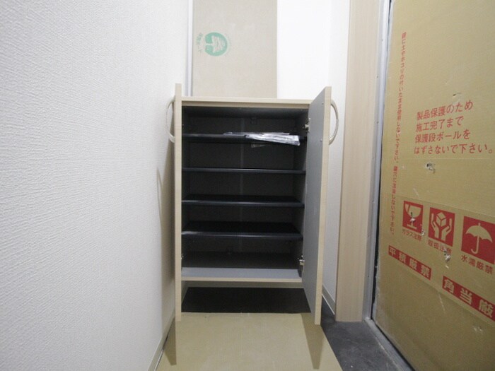 物件内観写真18　(靴箱)